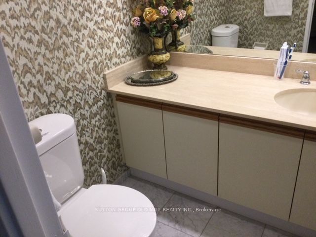 Photo of 2000 Islington Avenue #412, Toronto, ON M9P 3S7 (MLS # W13737546)