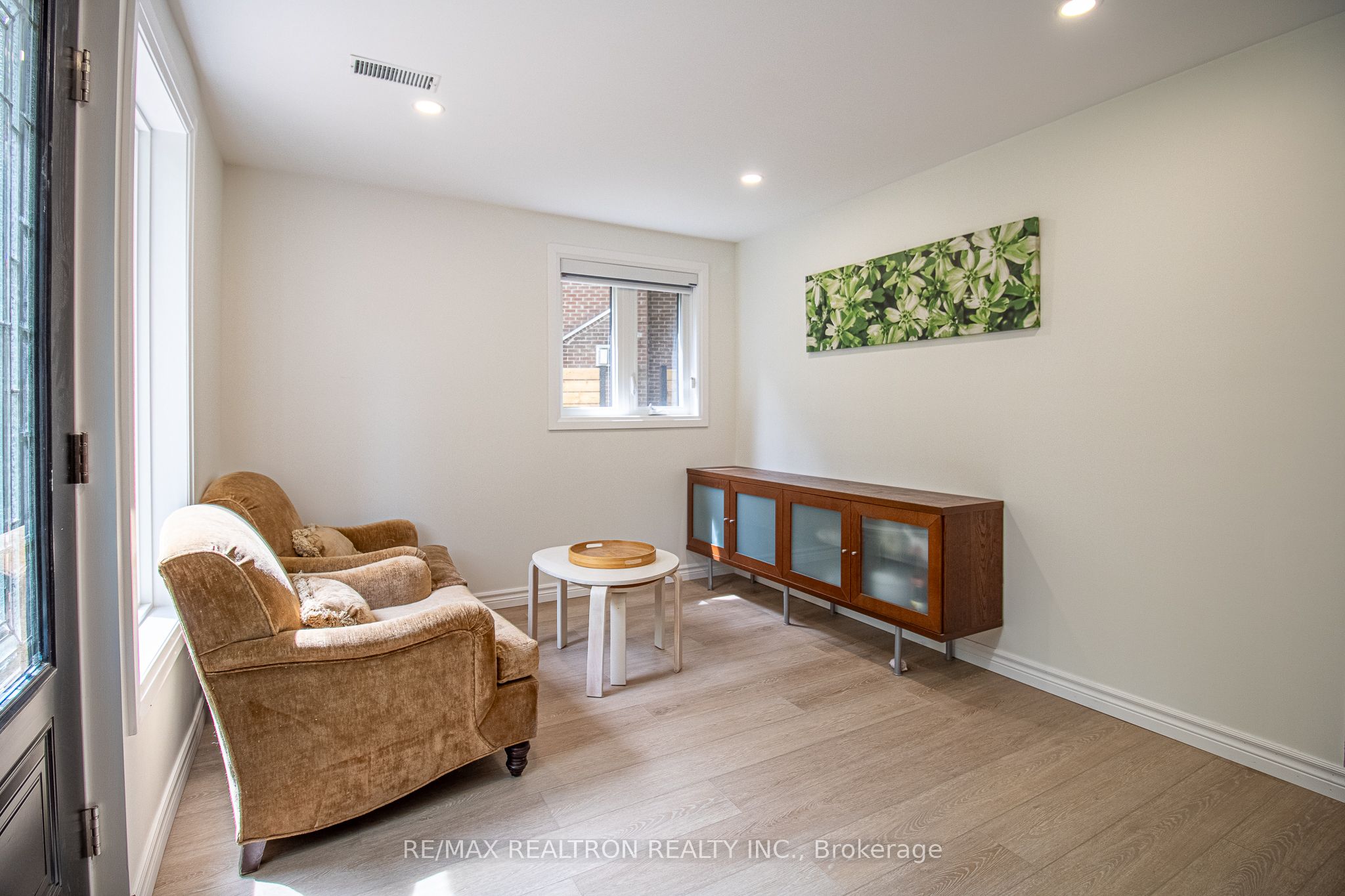 12 Jolyn Court Lower