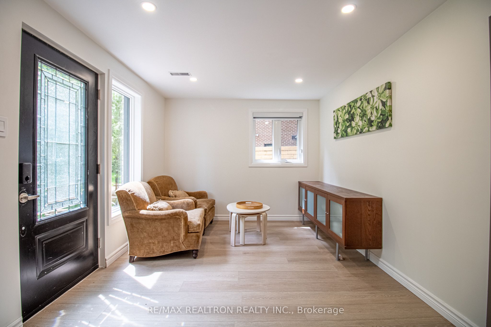12 Jolyn Court Lower