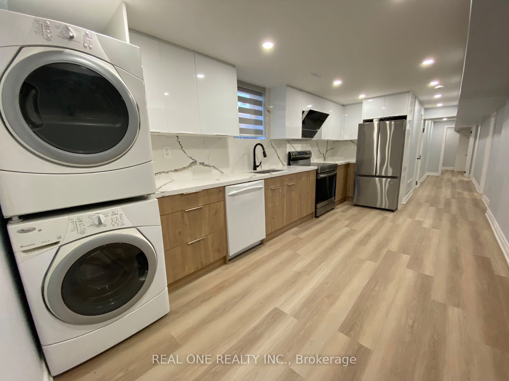 1186 Shadeland Drive ROOM L1