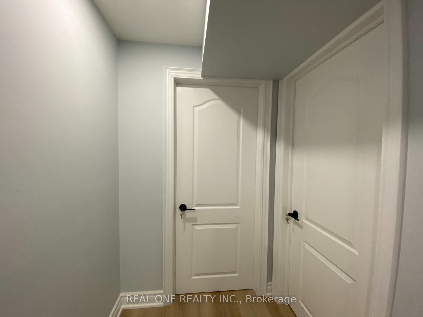 1186 Shadeland Drive ROOM L1