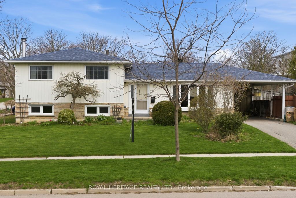 Photo of 72 Clover Ridge Drive E, Ajax, ON L1S 1G7 (MLS # E13041820)