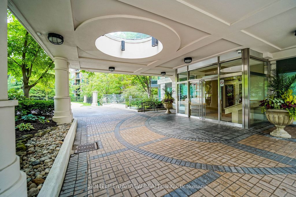 Photo of 11 William Carson Crescent #618, Toronto, ON M2P 2G1 (MLS # C12568576)