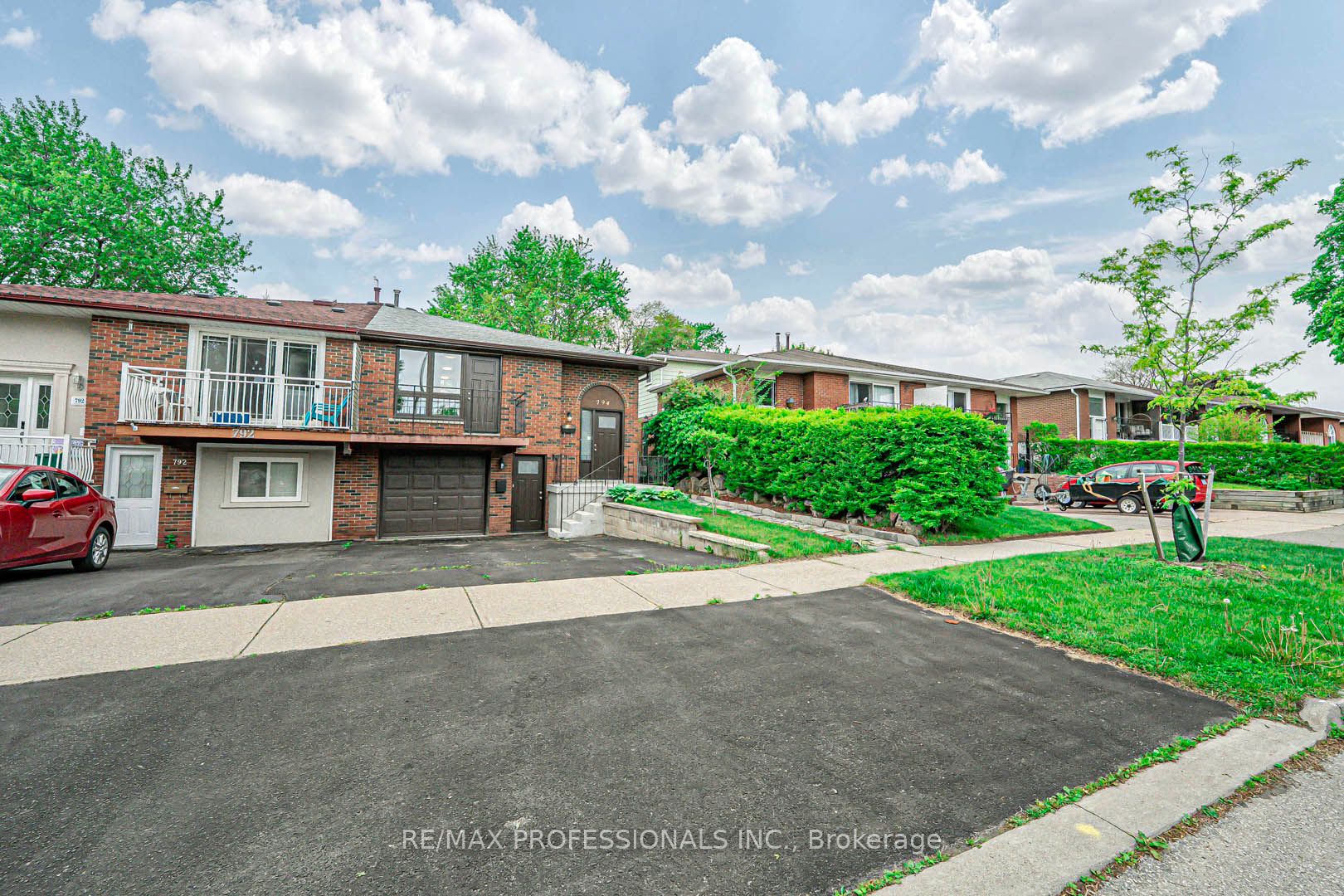 794 Embassy Avenue