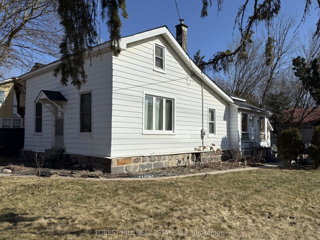 Photo of 1 Queen Street, Whitby, ON L1M 1C5 (MLS # E12723032)
