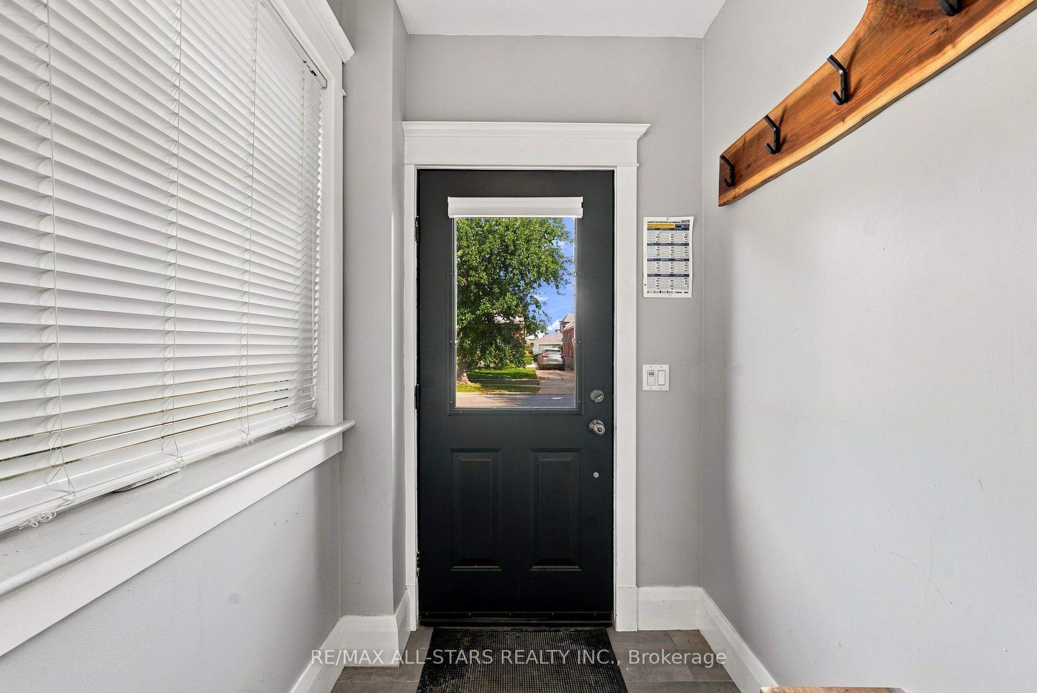 435 Mortimer Avenue