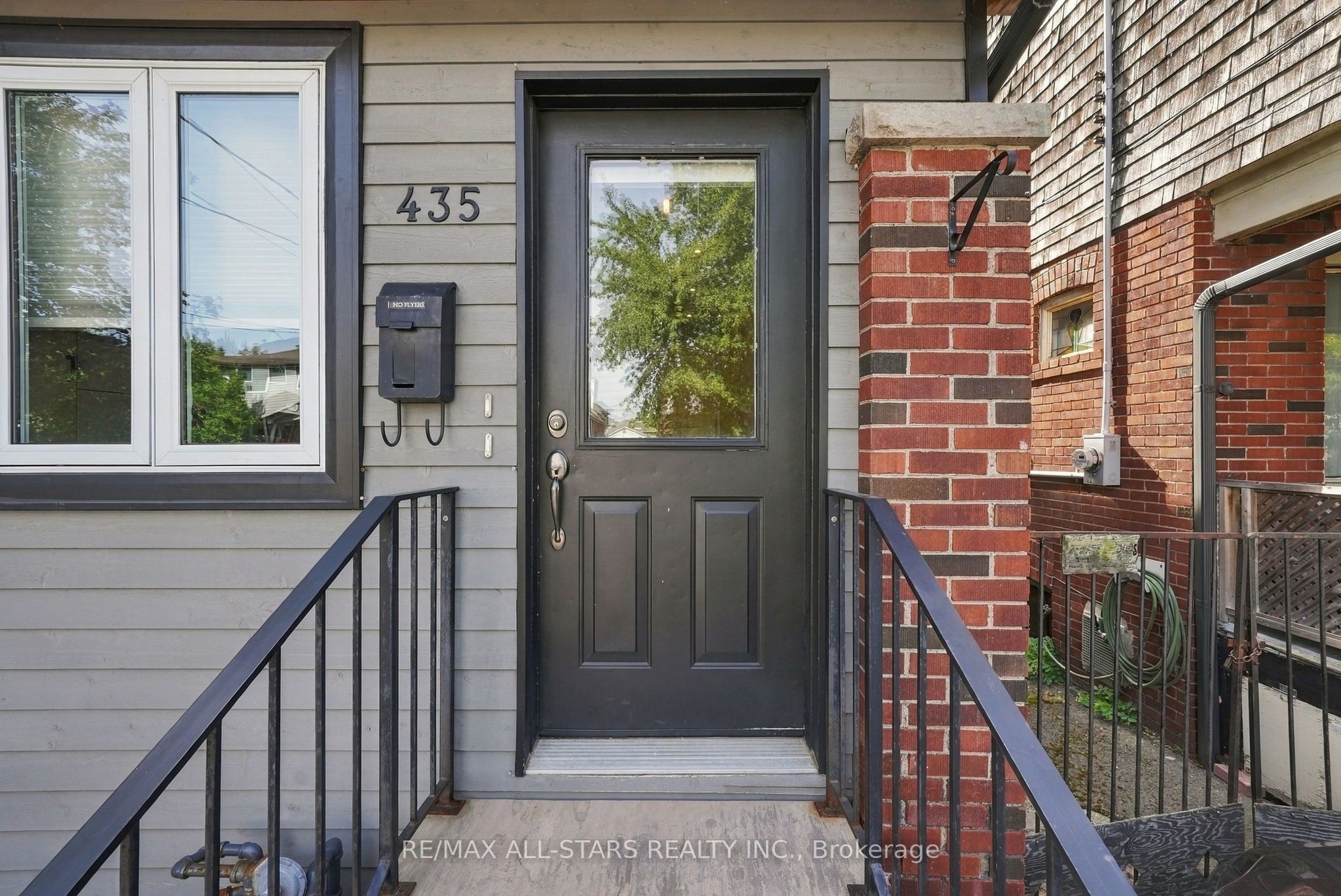 435 Mortimer Avenue