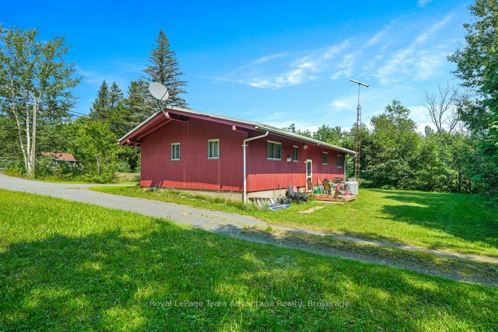 Photo of 584 A &amp; B Hwy 141 N/A, Seguin, ON P0C 1J0 (MLS # X13746268)
