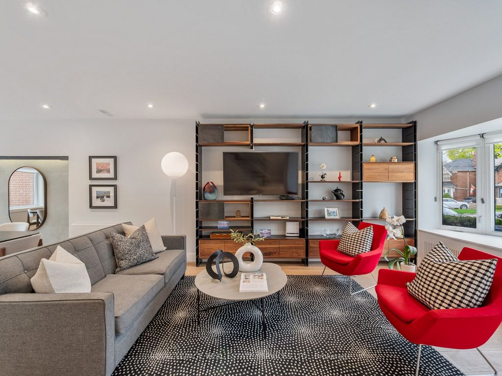 Photo of 185 Glen Cedar Road, Toronto, ON M6C 3G9 (MLS # C13095704)
