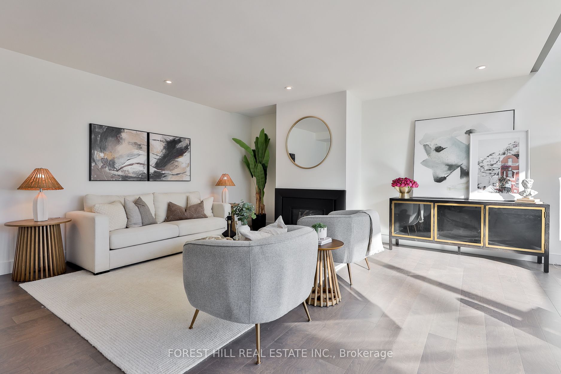 18A Hazelton Avenue 603