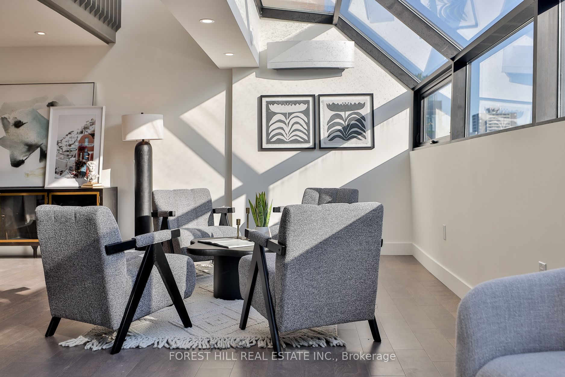 18A Hazelton Avenue 603