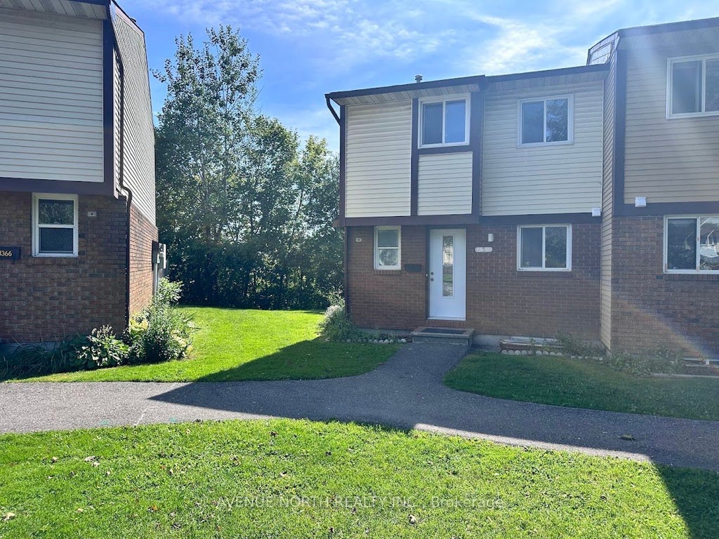 Photo of 1370 Foxwell Street #7, Cyrville - Carson Grove - Pineview, ON K1B 5J2 (MLS # X13789126)