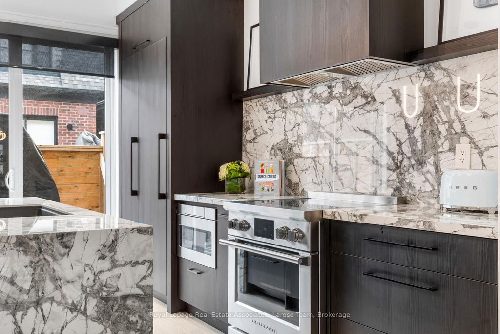 Photo of 10 Lunar Crescent #24, Mississauga, ON L5M 2P6 (MLS # W12697076)
