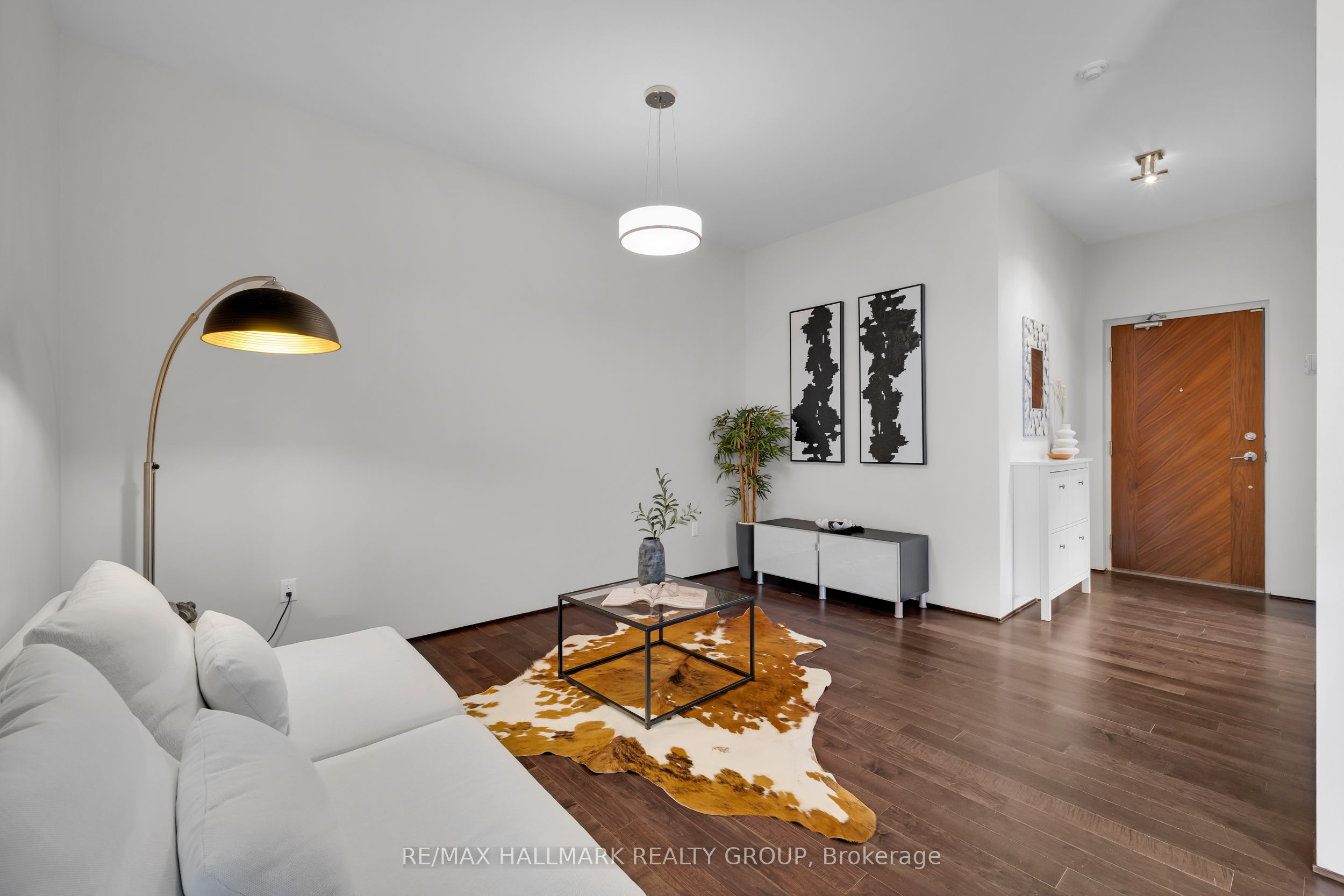 39 Vaughan Street 201