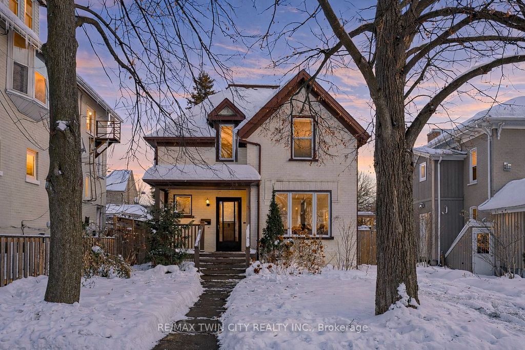 Photo of 11 Heins Avenue, Kitchener, ON N2G 1Z7 (MLS # X12641440)