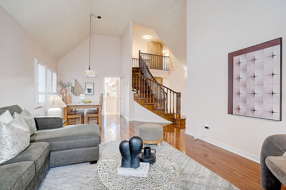 35 Hedgewood Drive