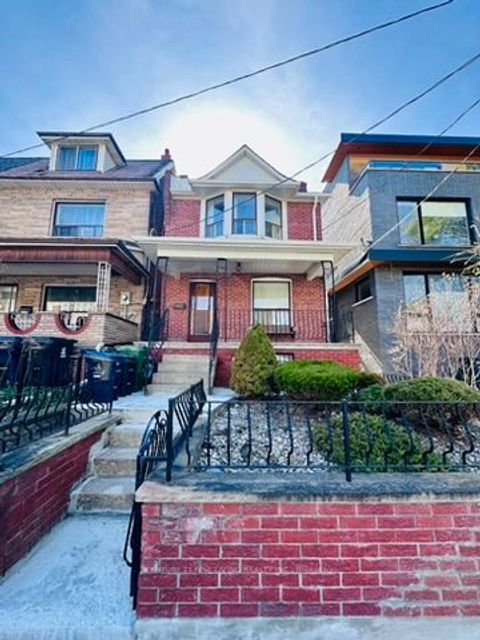382 Roxton Road Toronto ON M6G 3R2