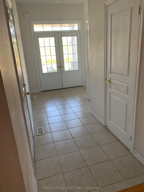 36 Turnhouse Crescent Markham ON L6B 0S5