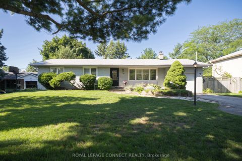 338 Sawyer Road Oakville ON L6L 3N7