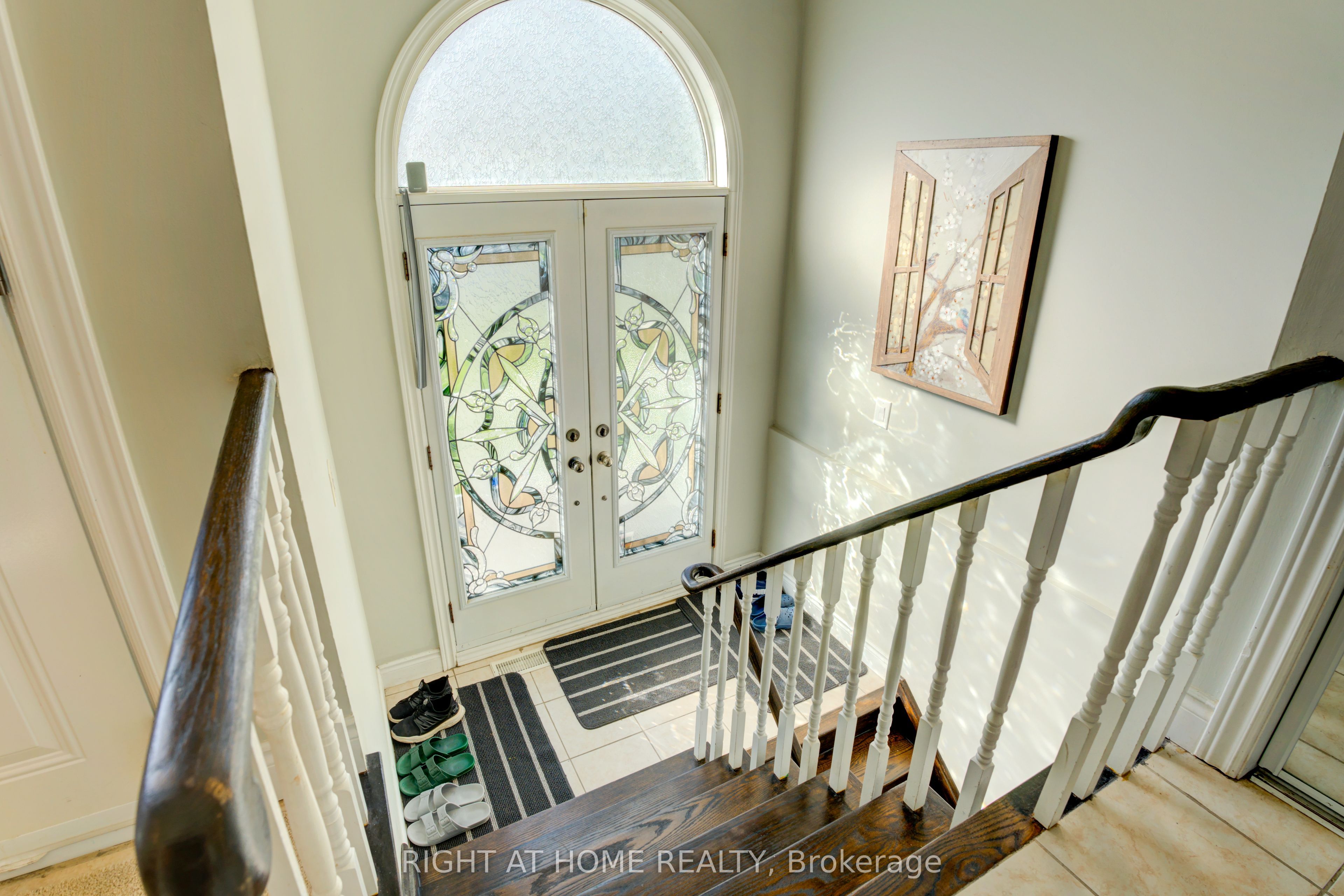 208 Meadows Boulevard