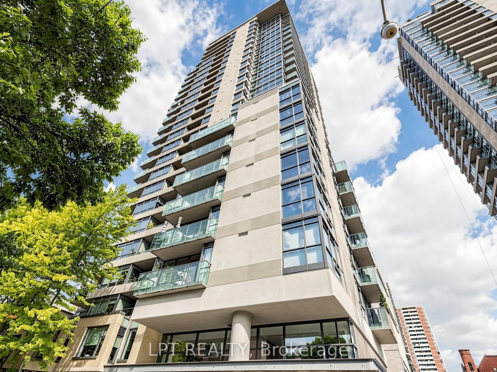 Photo of 285 Mutual Street #1108, Toronto, ON M4Y 3C5 (MLS # C13754308)