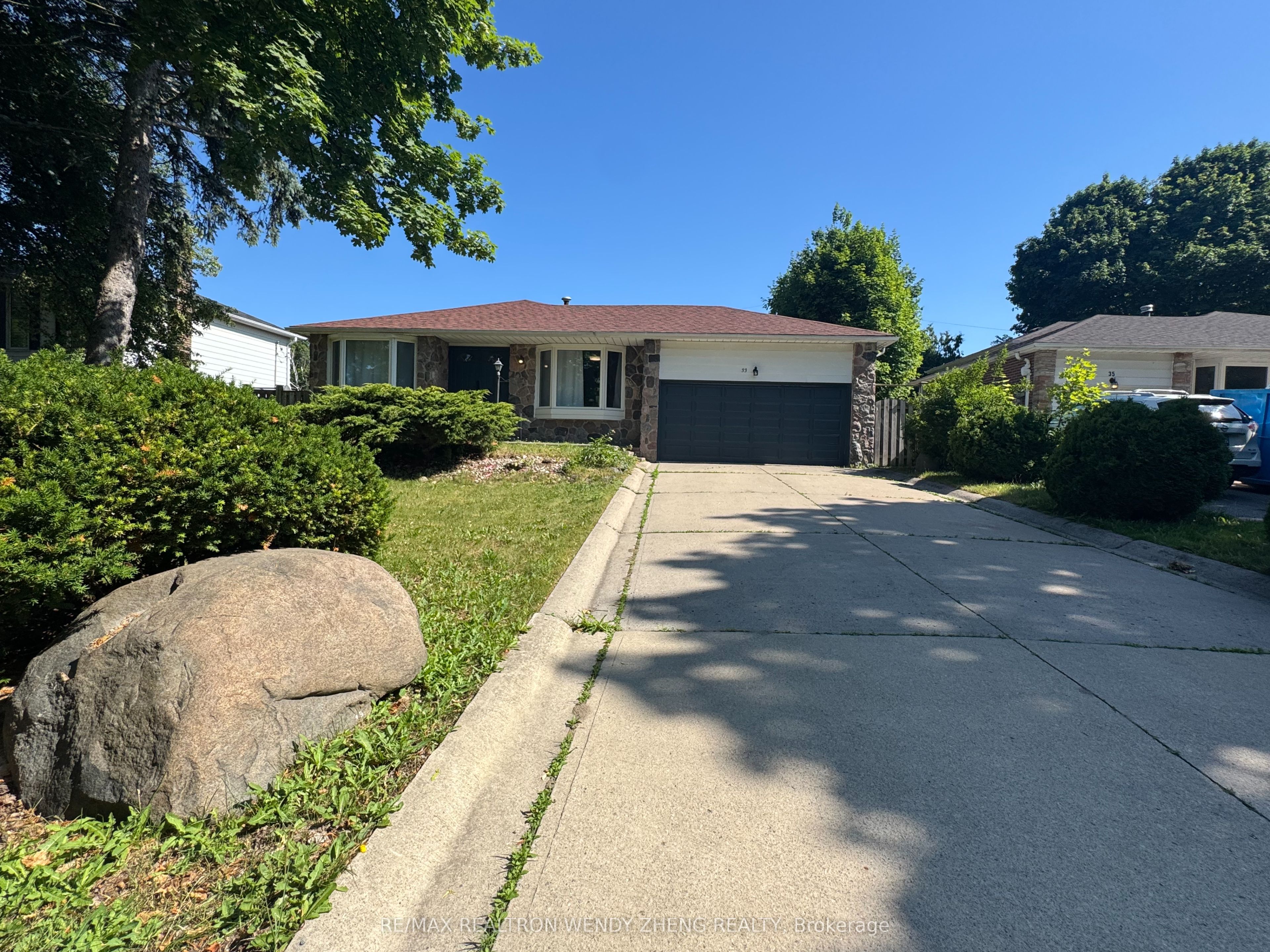 33 Southdale Drive