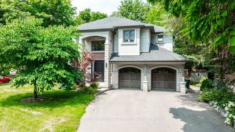 1569 Wembury Road Mississauga ON L5J 2L8