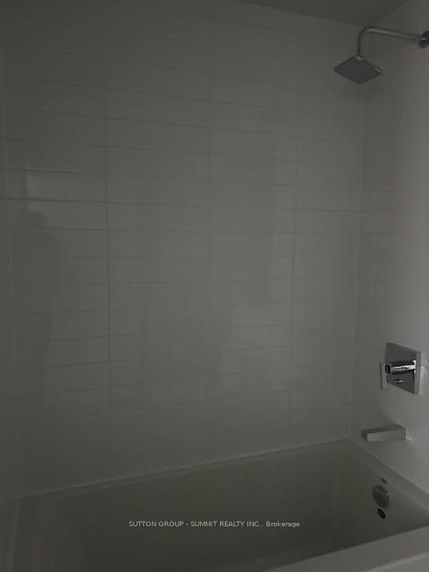 430 Square One Drive 319