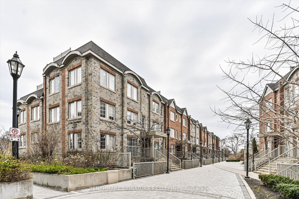 Photo of 93 The Queensway Avenue #TH40, Toronto, ON M6S 5A7 (MLS # W13059464)