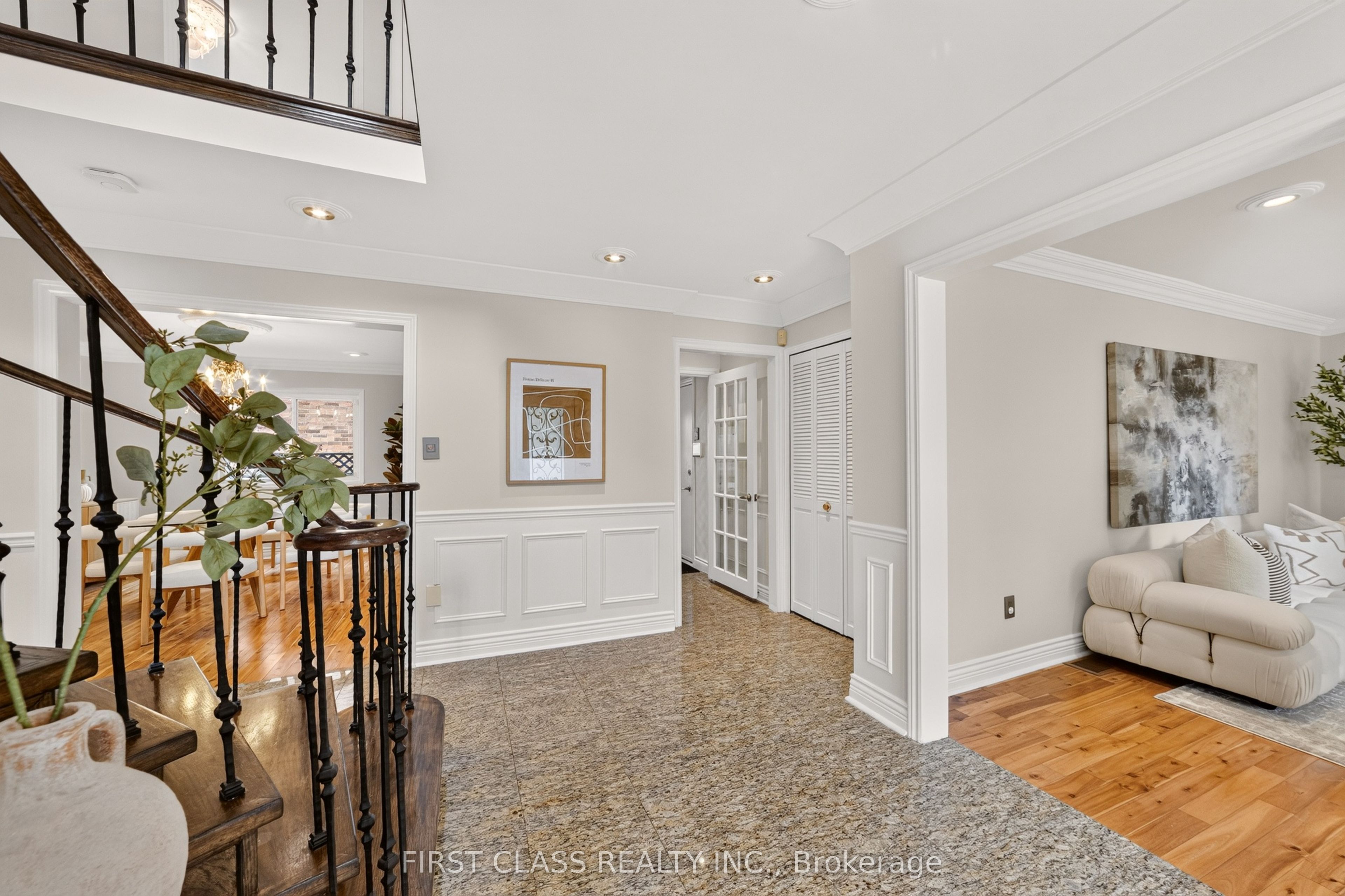 19 Tomlinson Circle