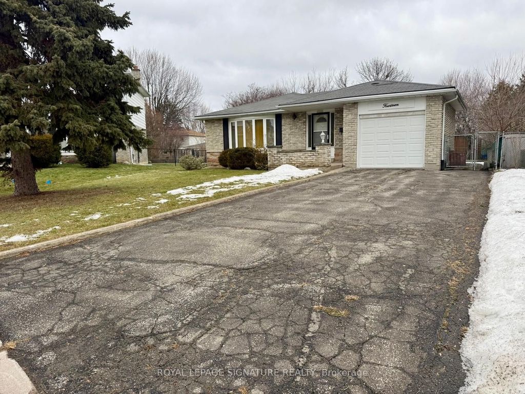 Photo of 14 Grassington Court, Brampton, ON L6S 1Z4 (MLS # W12734072)