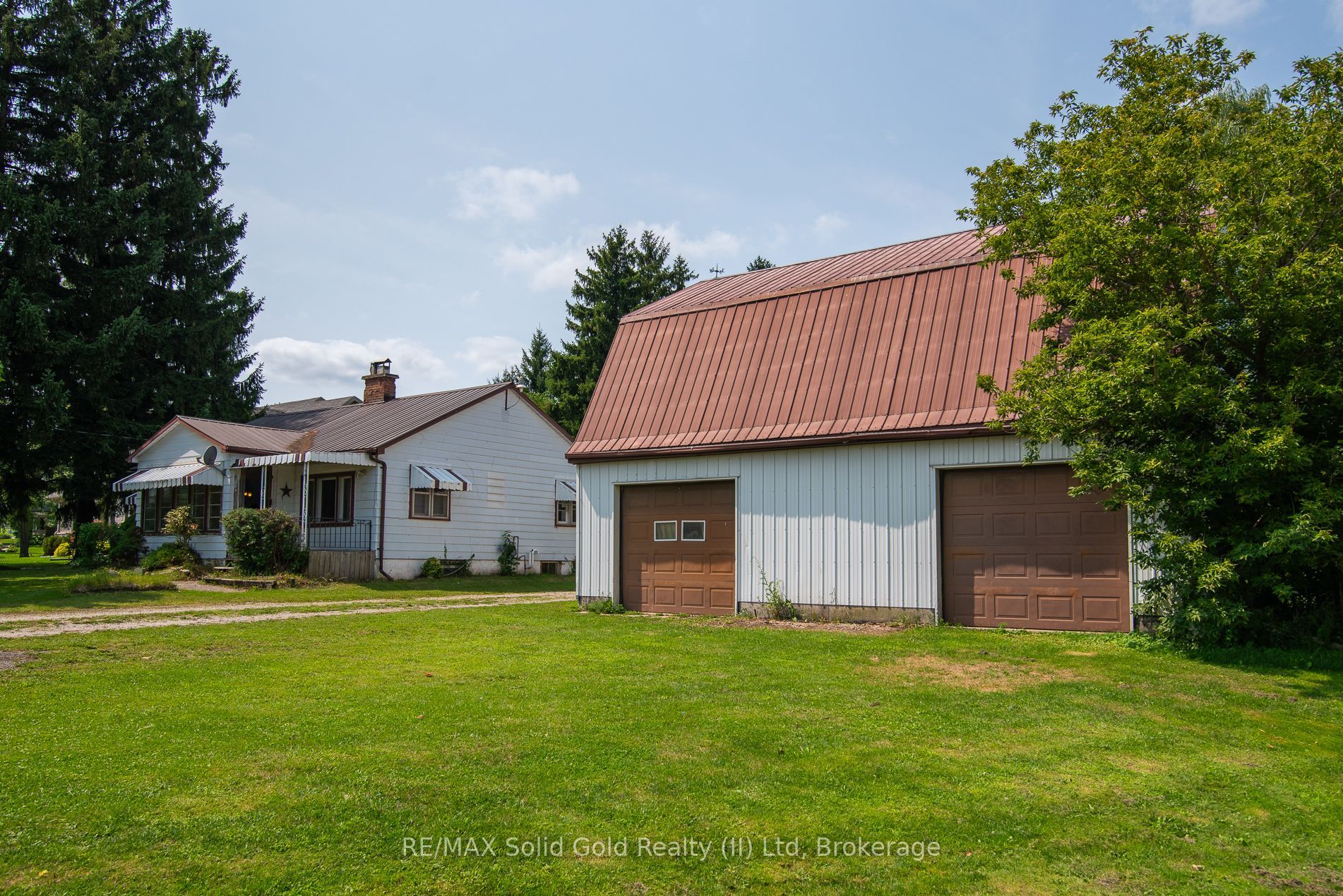 1310 Snyders Road E