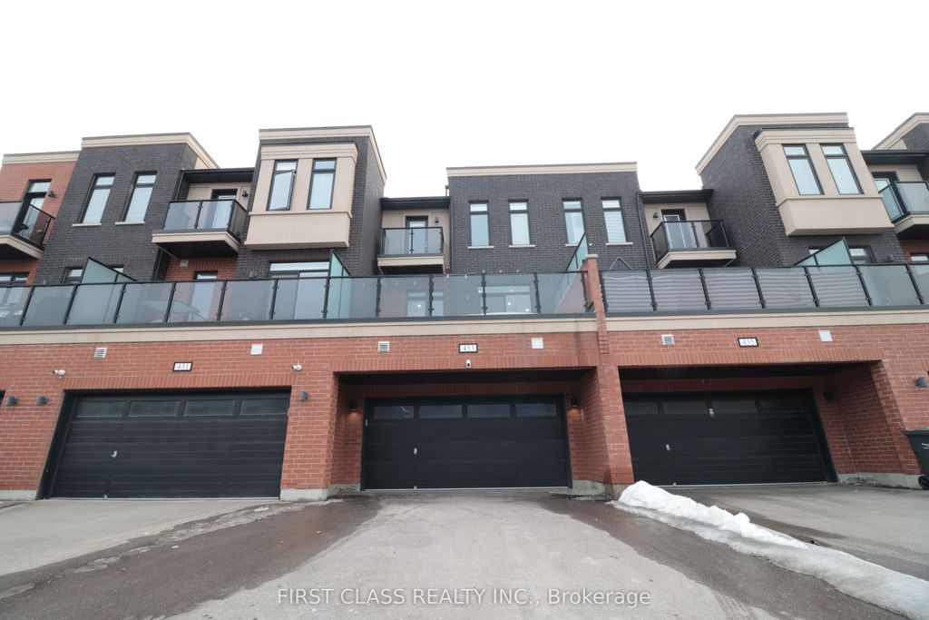 Photo of 433 Veterans Drive, Brampton, ON L7A 4Z1 (MLS # W12830760)