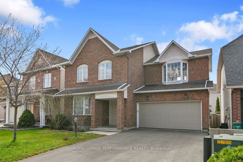 Photo of 42 Jack Aaron Drive, South of Baseline to Knoxdale, ON K2G 6M4 (MLS # X13075816)