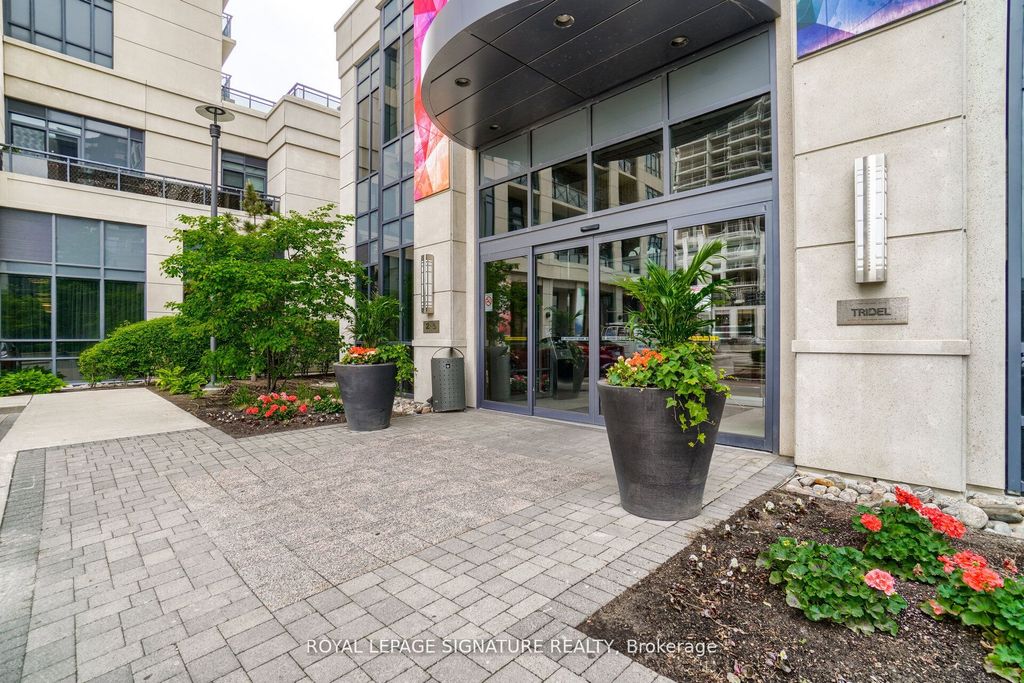 Photo of 2 Eva Road E #926, Toronto, ON M9C 0A9 (MLS # W13051628)