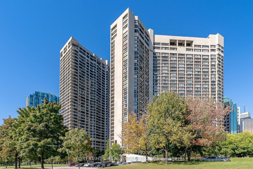 Photo of 33 HARBOUR Square #1004, Toronto, ON M5J 2G2 (MLS # C12936000)