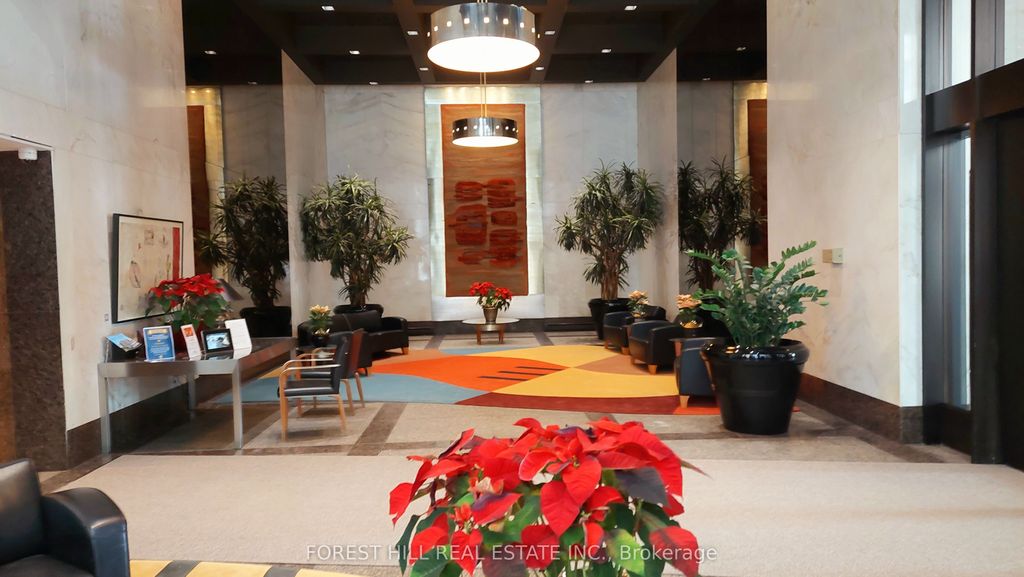 Photo of 33 HARBOUR Square #1004, Toronto, ON M5J 2G2 (MLS # C12936000)