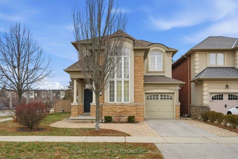 319 Duskywing Way Oakville ON L6L 6X6