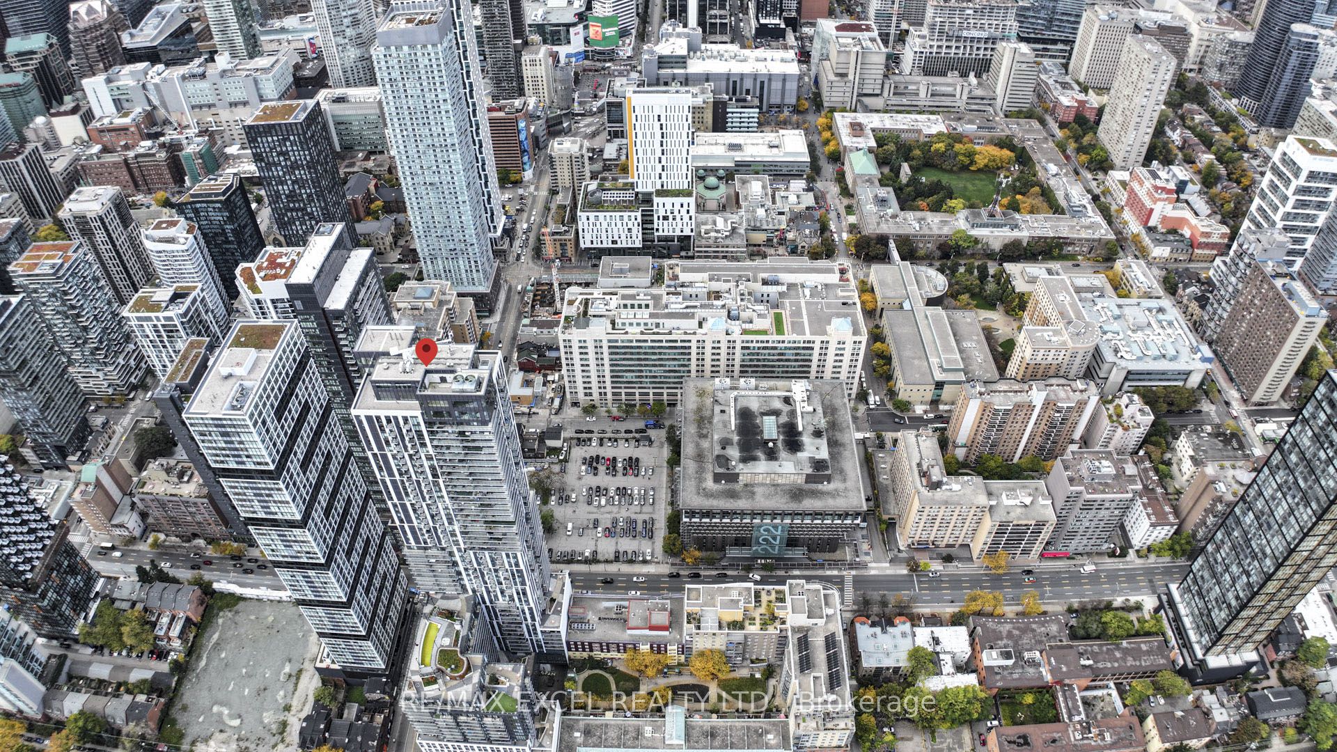 251 Javis St Street W 740