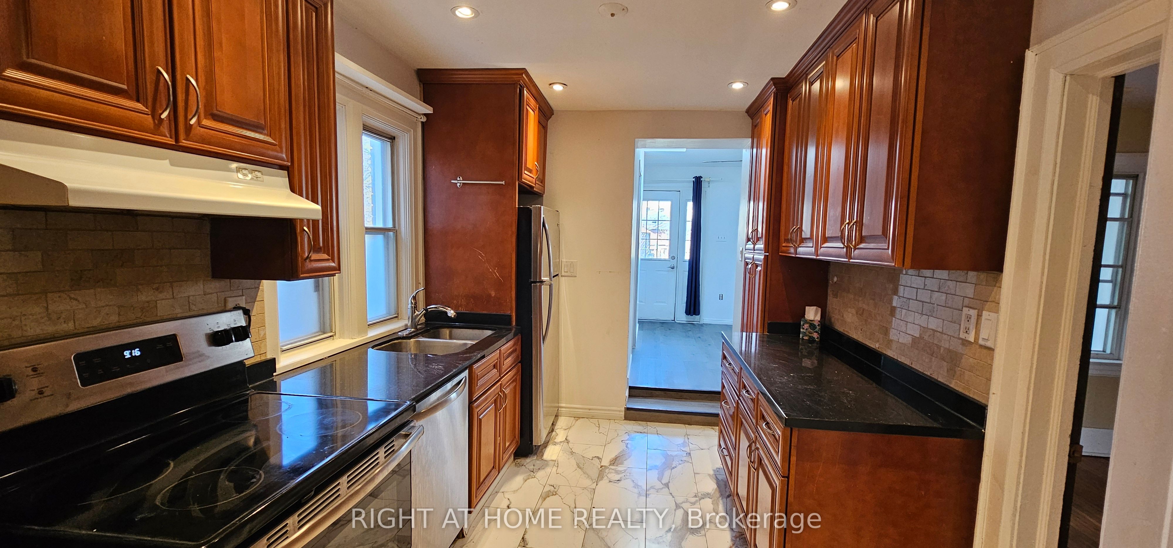 72 Eleventh Street Main Floor