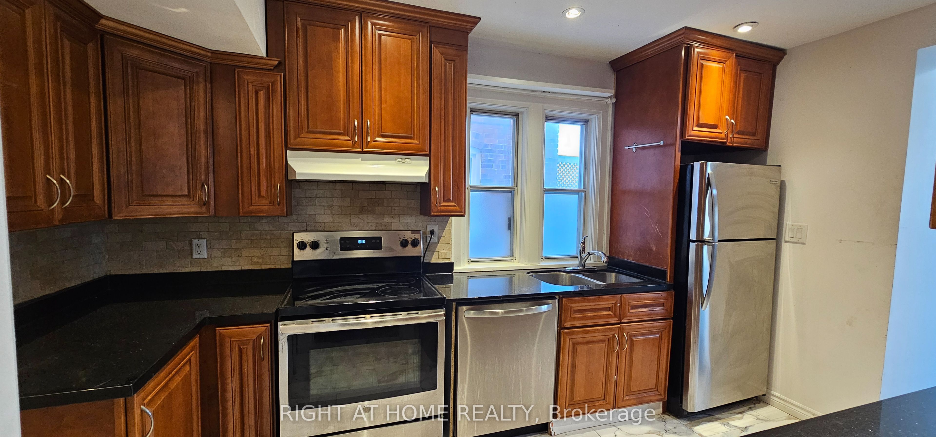 72 Eleventh Street Main Floor