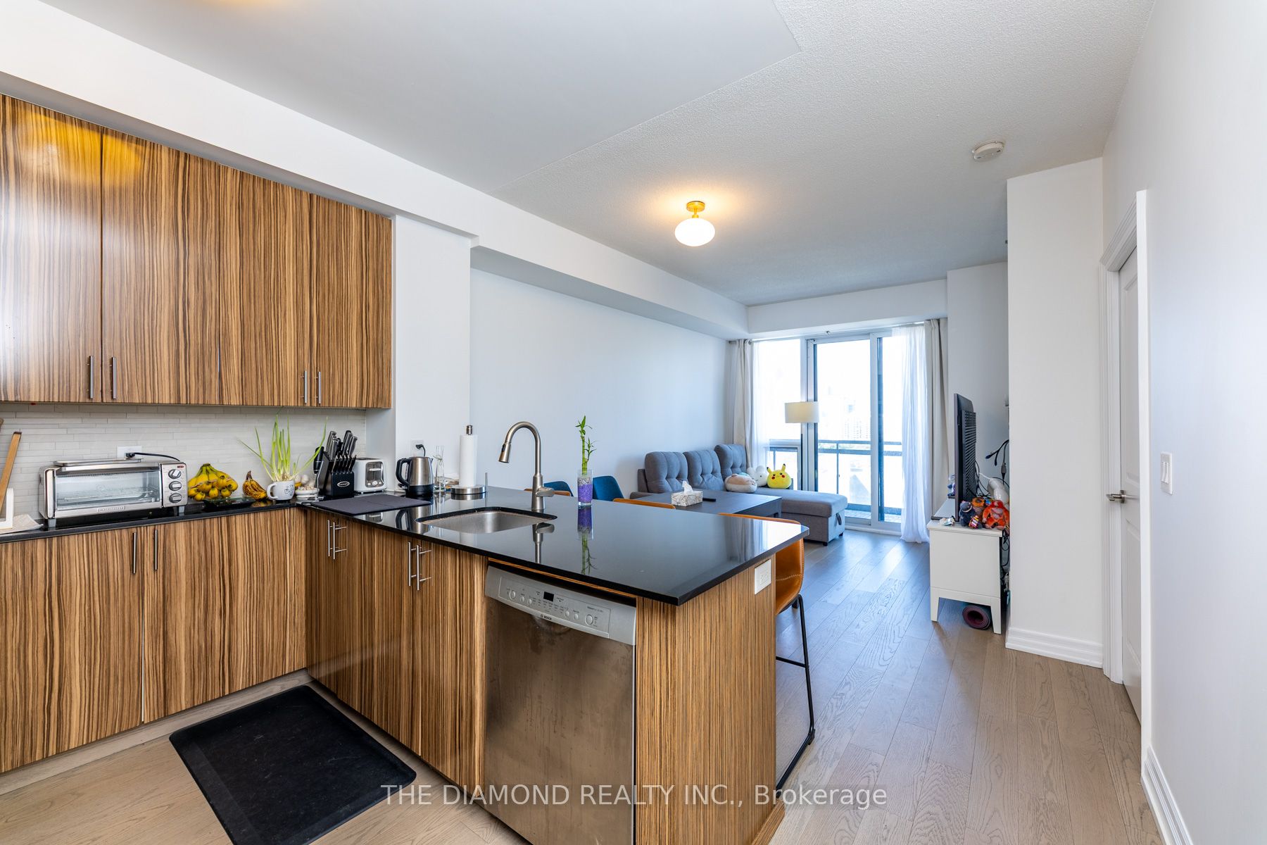 225 Sackville Street 1306