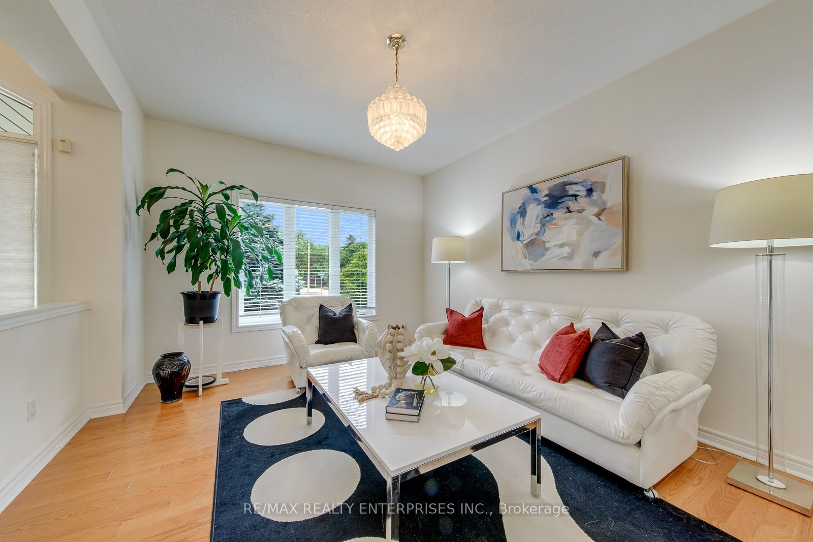 2839 Bushland Crescent
