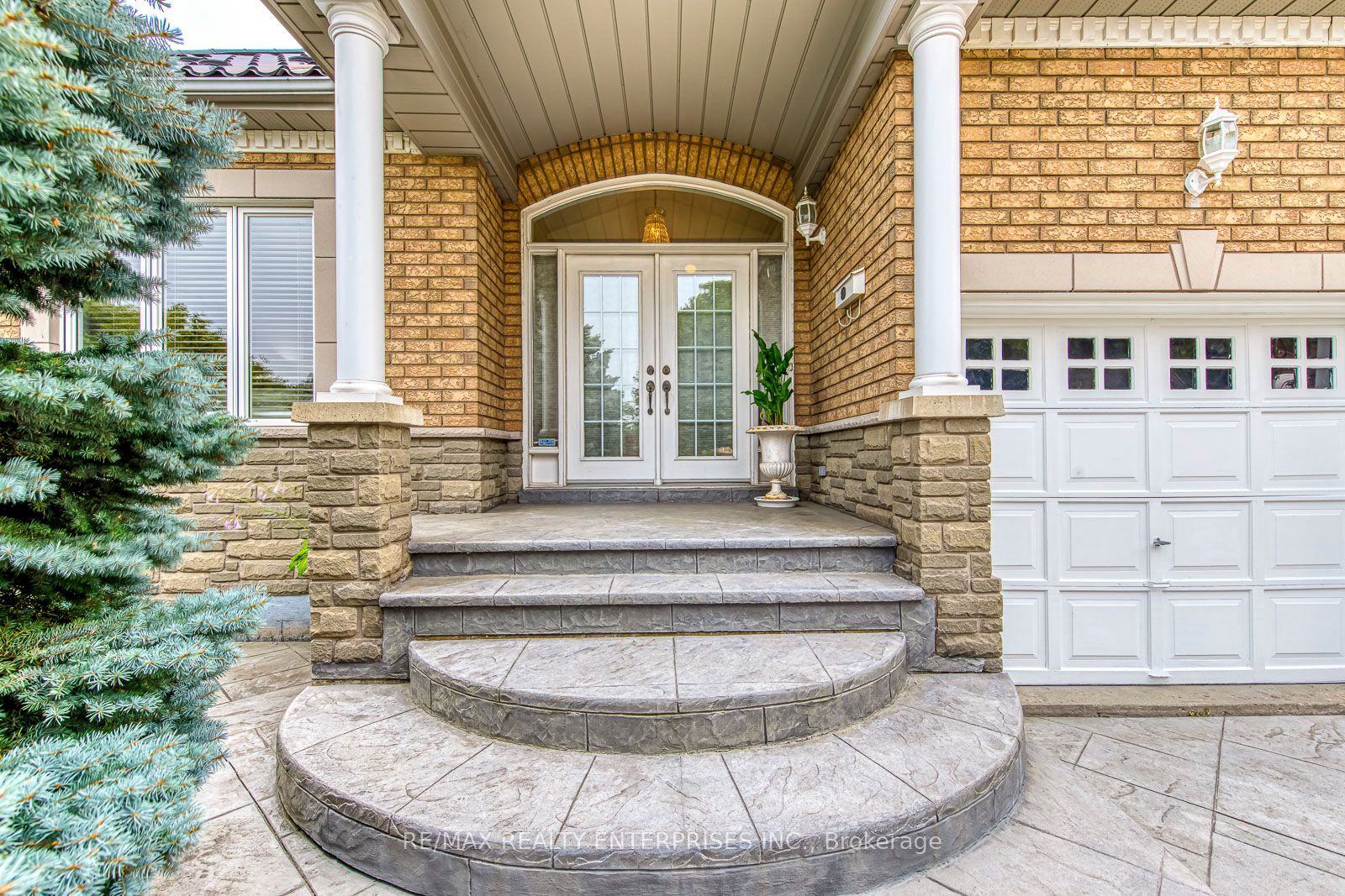 2839 Bushland Crescent