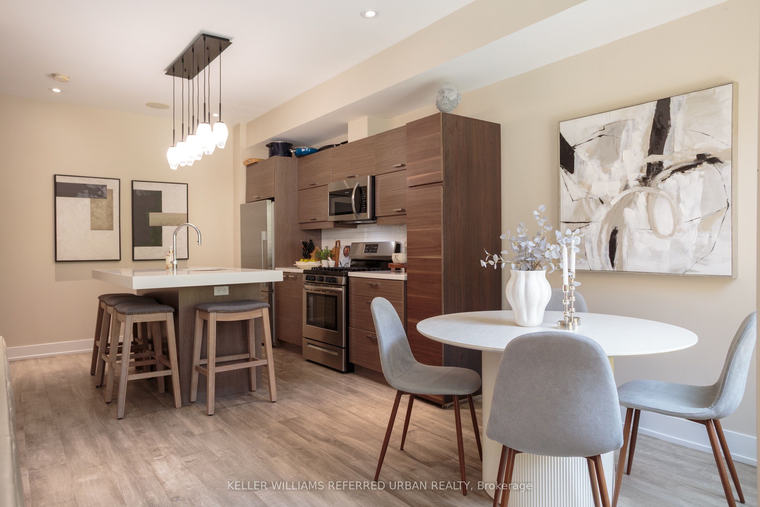 46 Curzon Street 312
