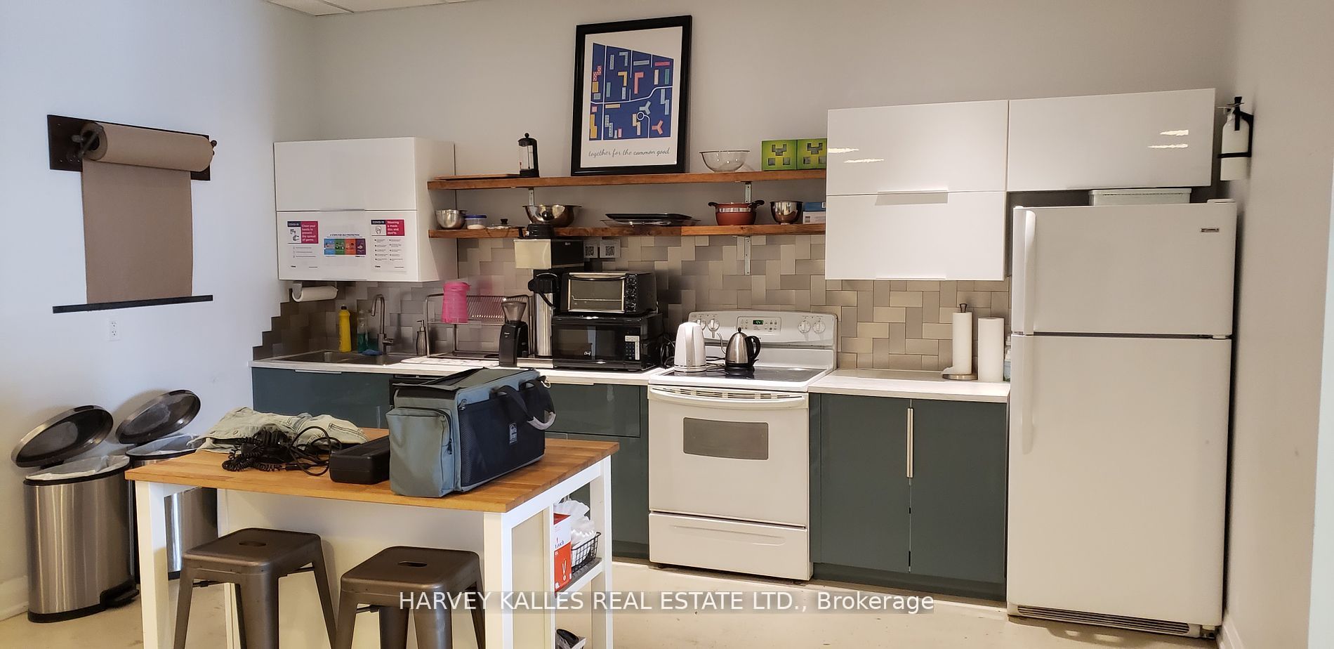 225 Wellesley Street E 11 A and B