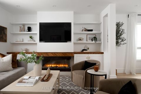 21 Stephenson Avenue Toronto ON M4C 1E9