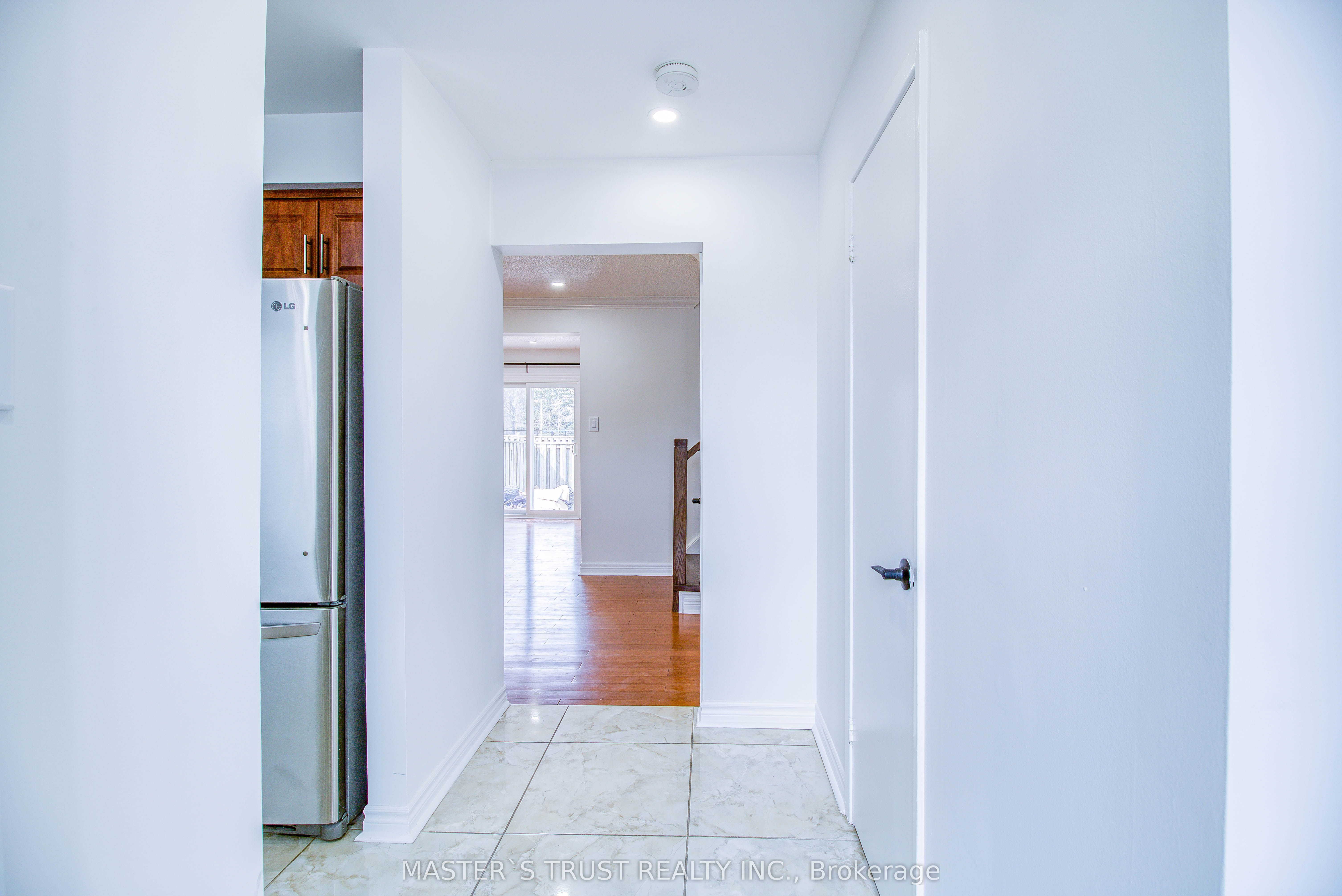 900 Central Park Drive 1