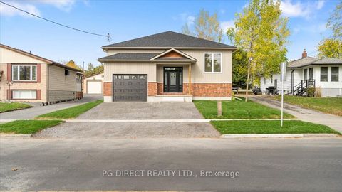 Photo of 152 Bay Street, Quinte West, ON K8V 3E1 (MLS # X12470654)