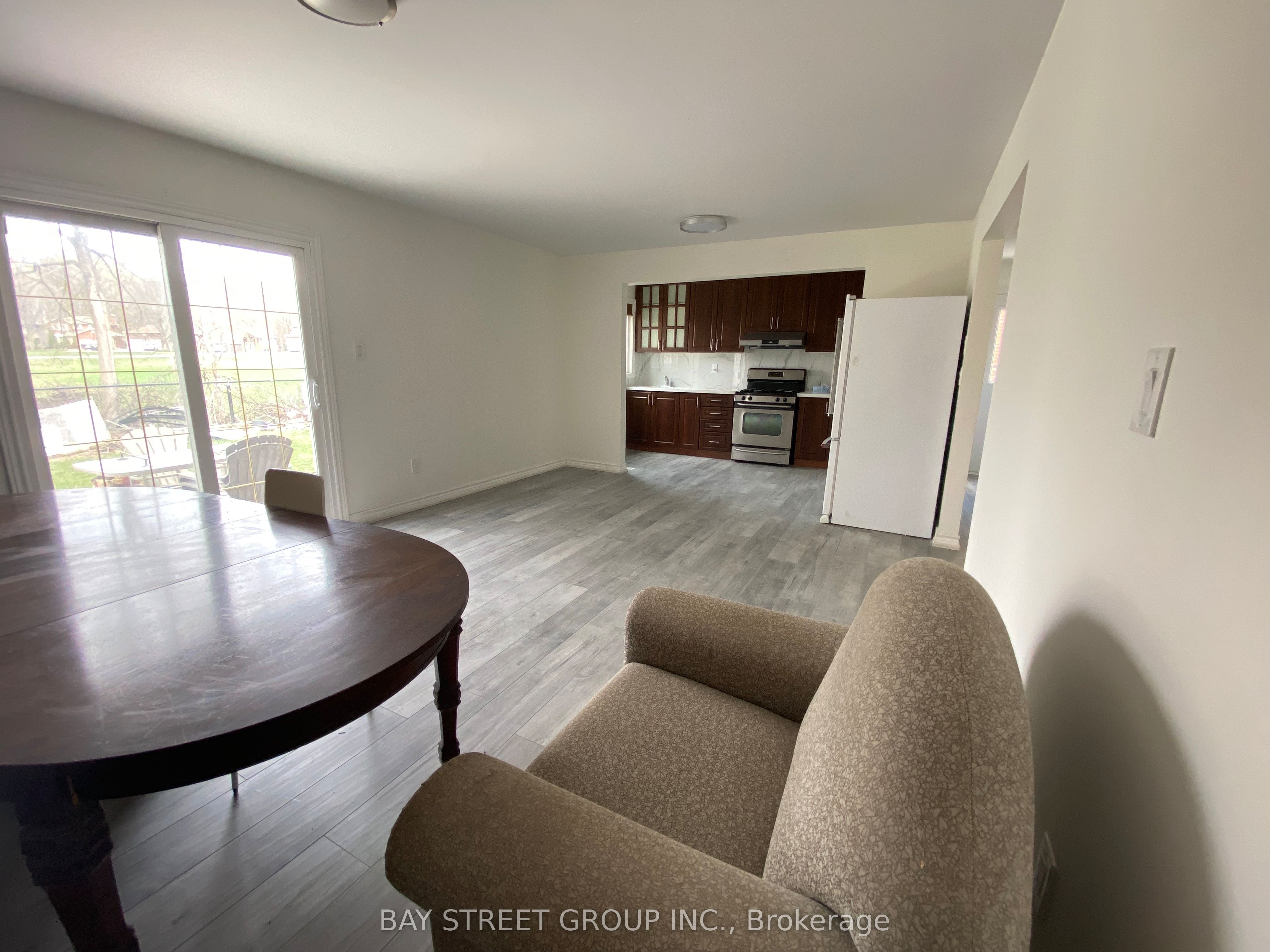 8 Kerwood (Main) Place